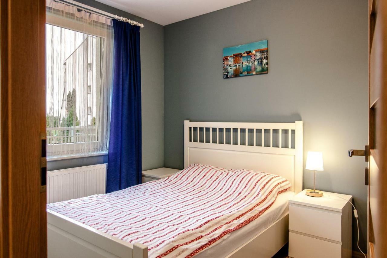 Apartament Kapitanski Bursztynowe Komnaty Darłówko Exterior foto