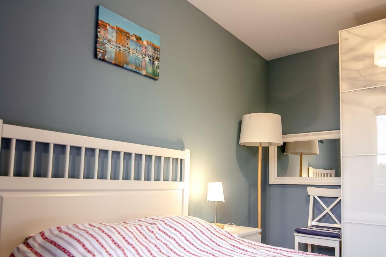 Apartament Kapitanski Bursztynowe Komnaty Darłówko Exterior foto