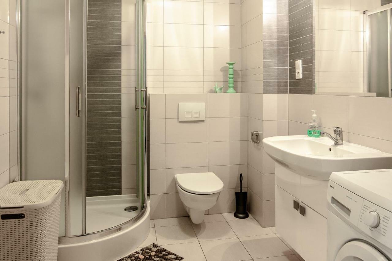 Apartament Kapitanski Bursztynowe Komnaty Darłówko Exterior foto